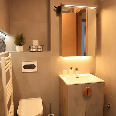 Heaven Luxury - Prime Location With Free Parking Apartment