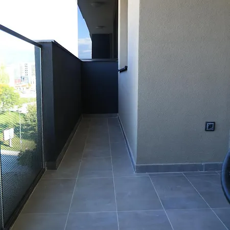 Heaven Luxury - Prime Location With Free Parking Apartment